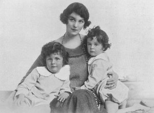 Freda Dudley Ward with Her Children, 1918 by English Photographer